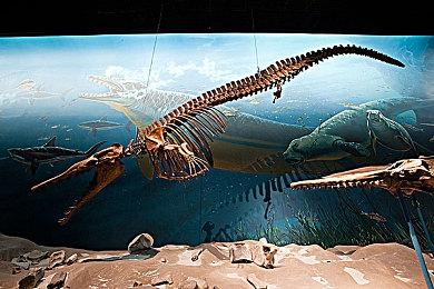 《最终幻想7：重生》新截图和视觉图 新角色及战斗欣赏